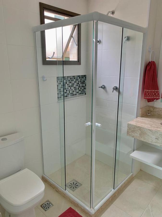 Apartamento Praia Dos Anjos 2 Vagas De Garagem E Ar-Condicionado อาร์ไฮยัล โด กาโบ ภายนอก รูปภาพ